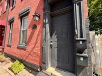 Building Photo - 1815 Locust St