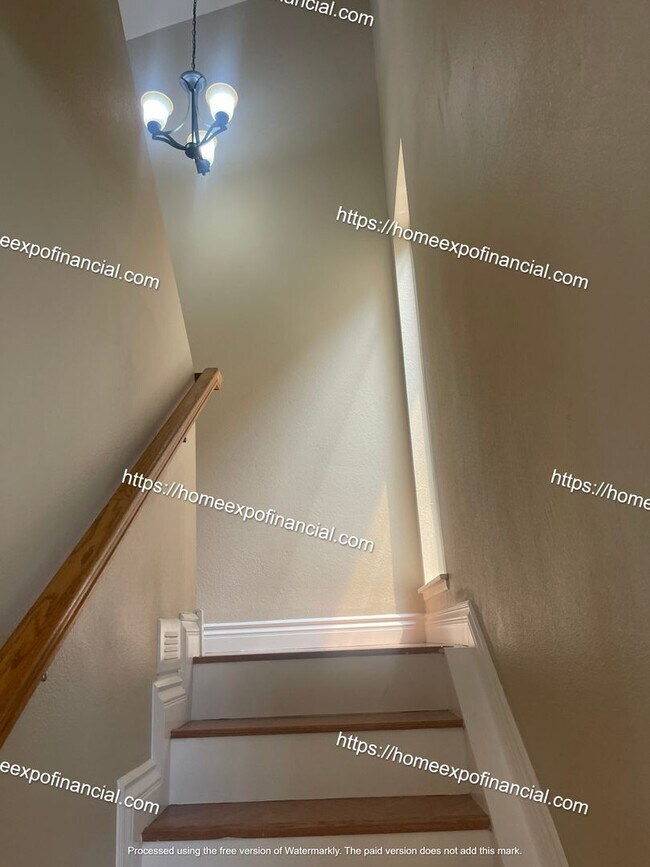 Building Photo - Nice House For Rent