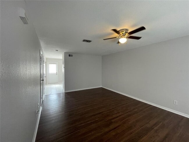 Building Photo - 13543 Embassy Park Ct