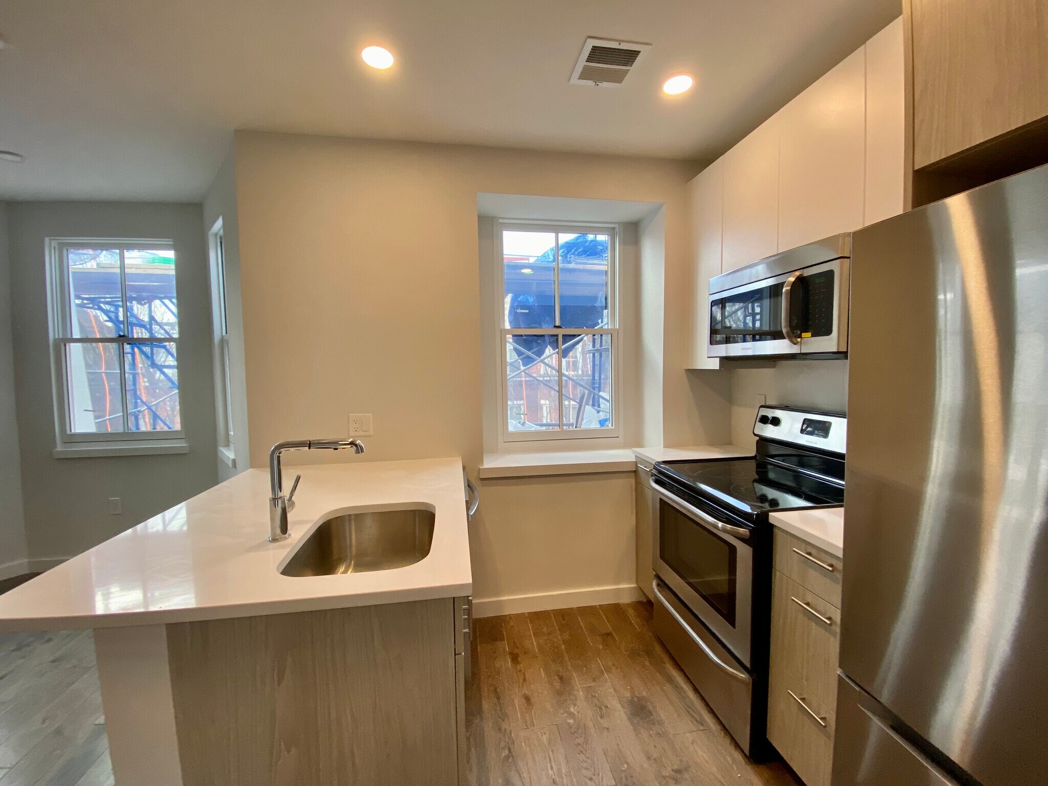 Building Photo - 7 Wigglesworth St