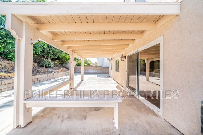 Building Photo - 1229 Hibiscus St