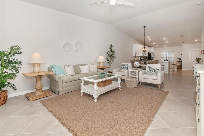 Building Photo - 12580 Galapagos Ct