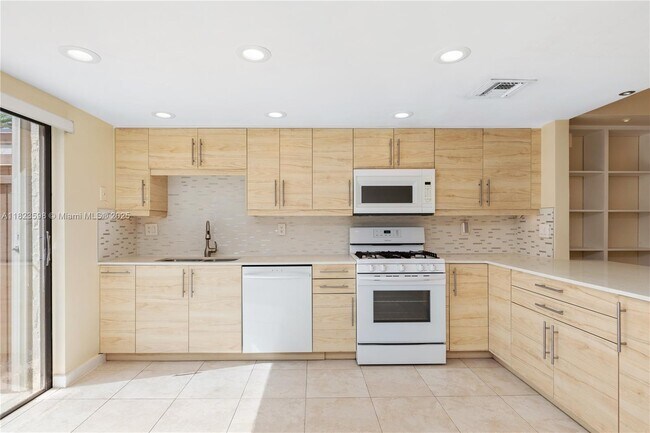 Building Photo - 11466 SW 109th Rd