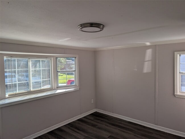 Building Photo - 4120 Avenue O