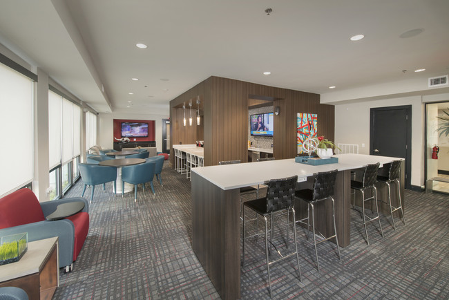 Resident Lounge - SAGA Tallahassee