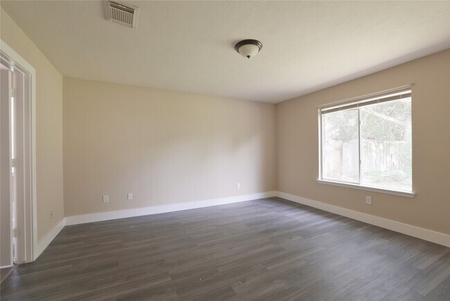 Building Photo - 5115 Summit Lodge Dr