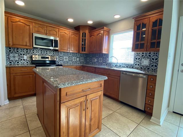 Building Photo - 4002 Goliad Dr