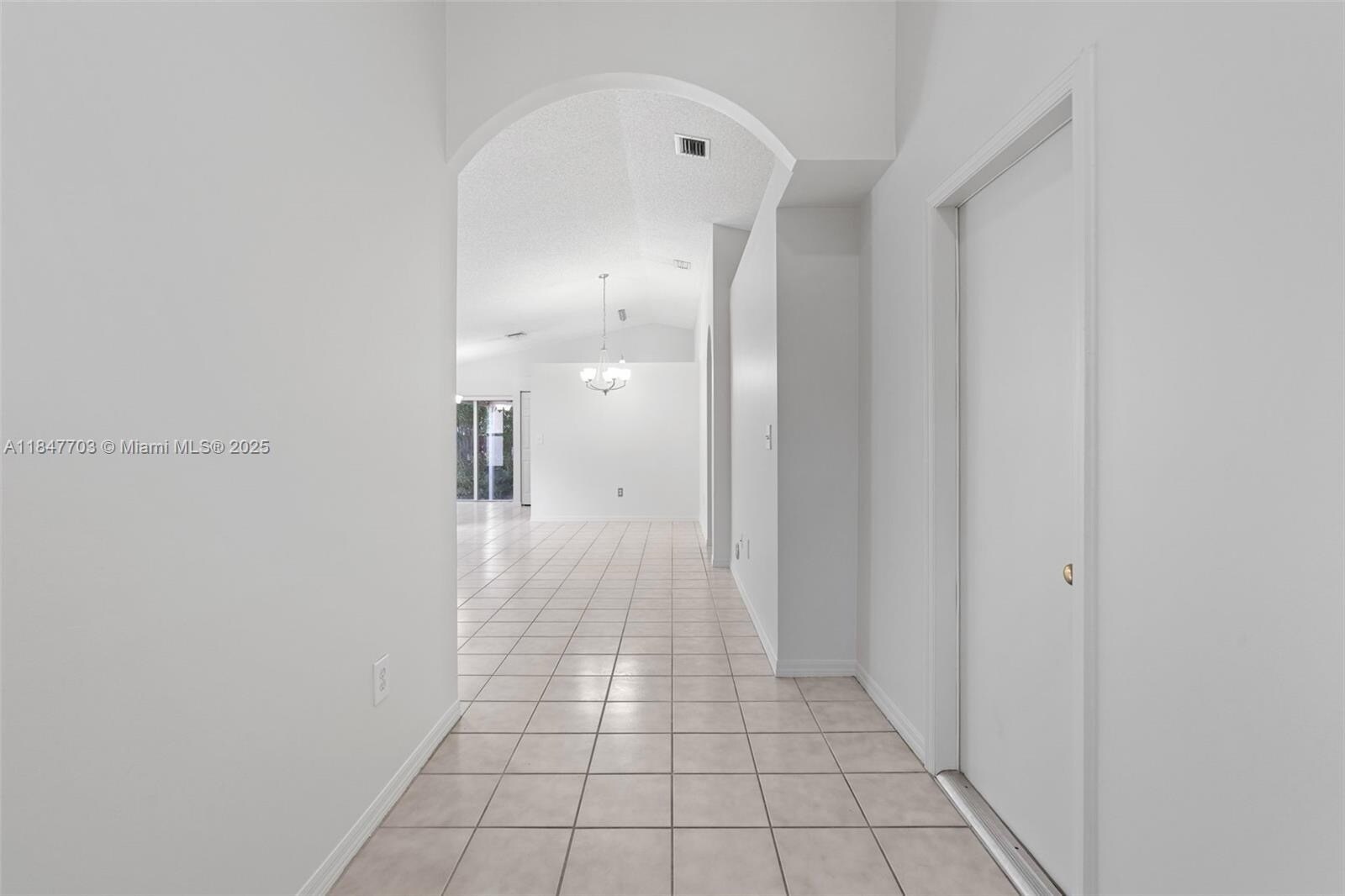 Building Photo - 14202 SW 151st Ct