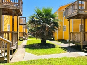 Building Photo - 2711 Avenue K