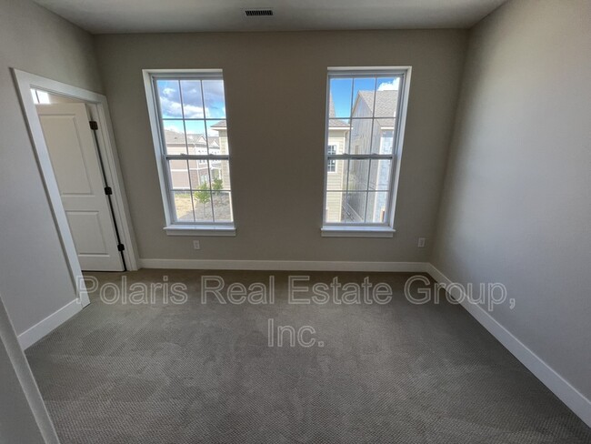 Building Photo - 577 Steinbeck Pl