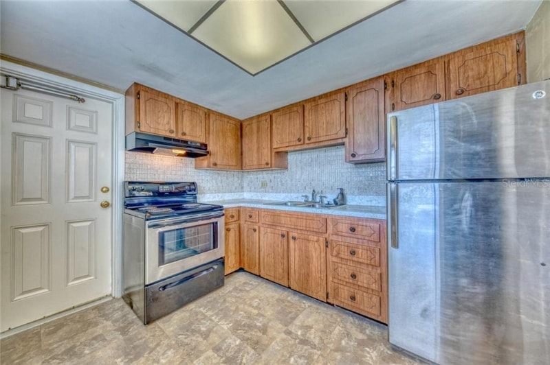 Building Photo - 3460 32nd Ave N