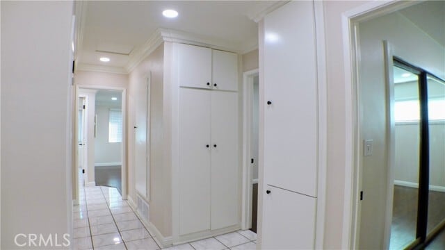 Building Photo - 19113 Radlett Ave