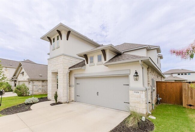 Building Photo - 1104 Lickety Ln