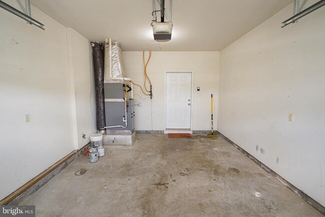 Building Photo - 1455 Hidden Meadow Ln