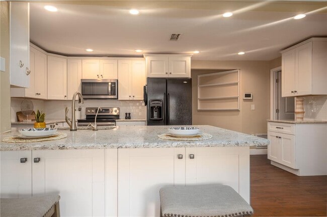 Building Photo - 11438 126th Terrace