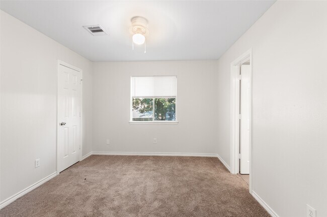 Building Photo - 14714 Ridgechase Ln