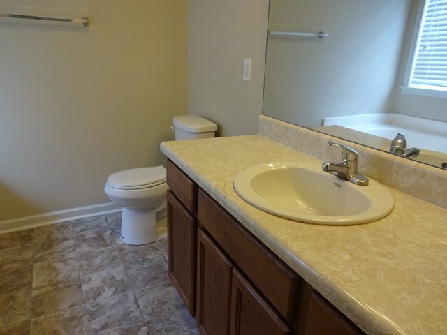 Building Photo - 101 Calcite Dr
