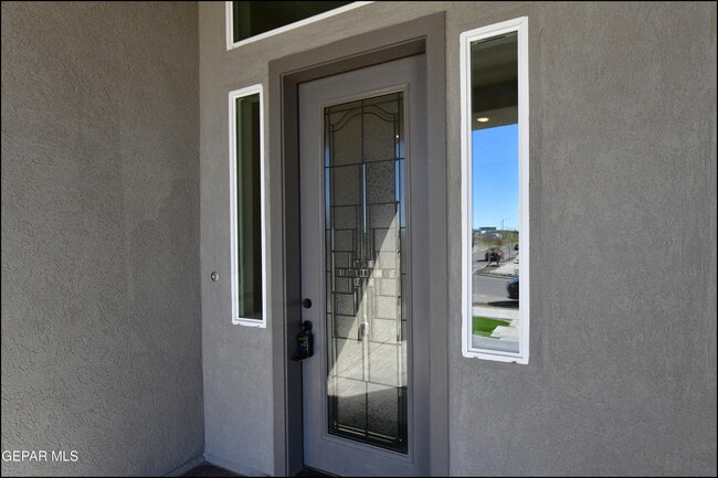 Building Photo - 2712 Sammy Cervantes St