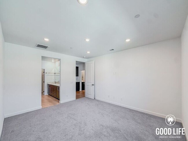 Building Photo - 14111 Angelite Wy