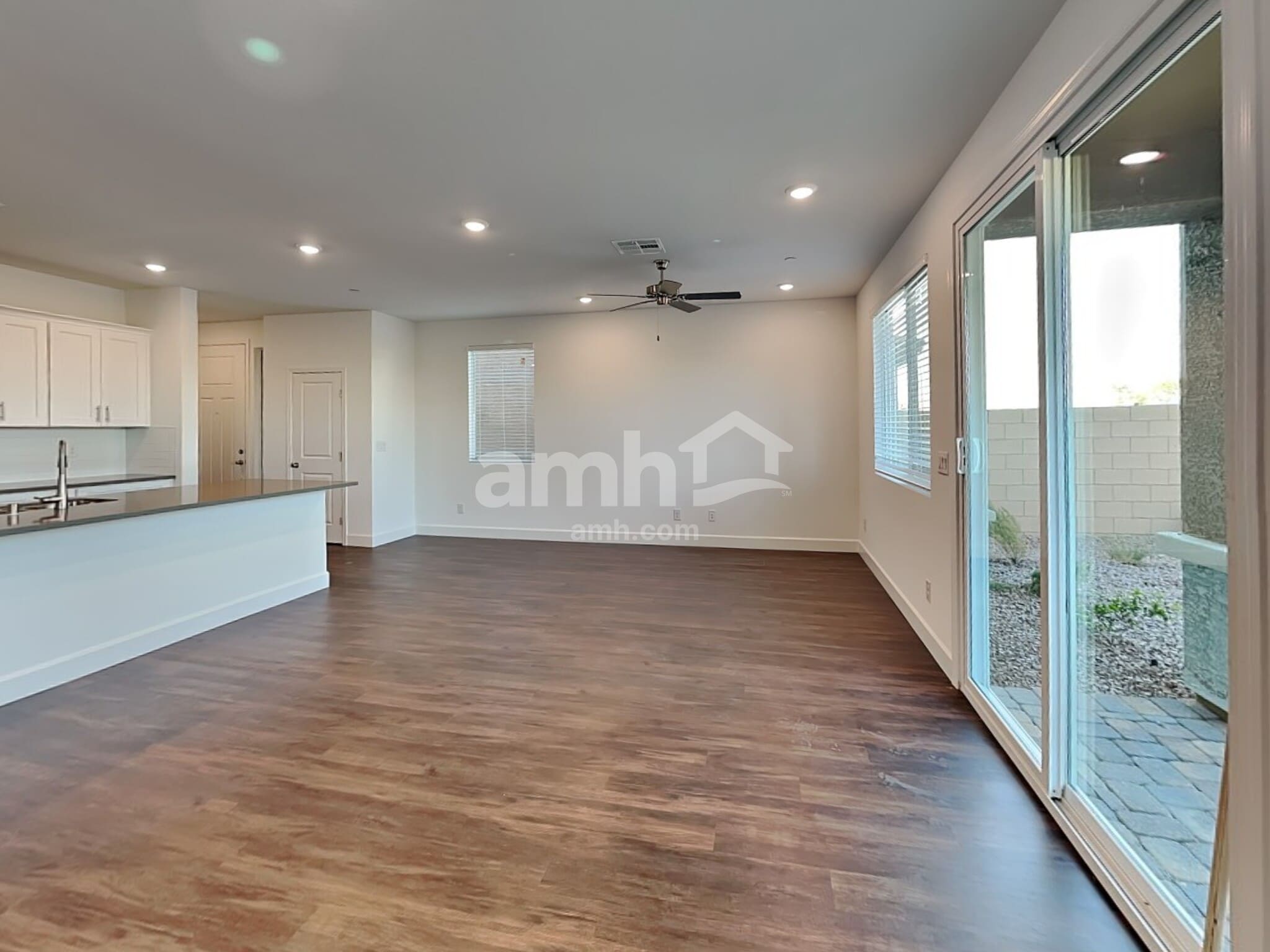 Building Photo - 296 Yasmin Daylily Pl