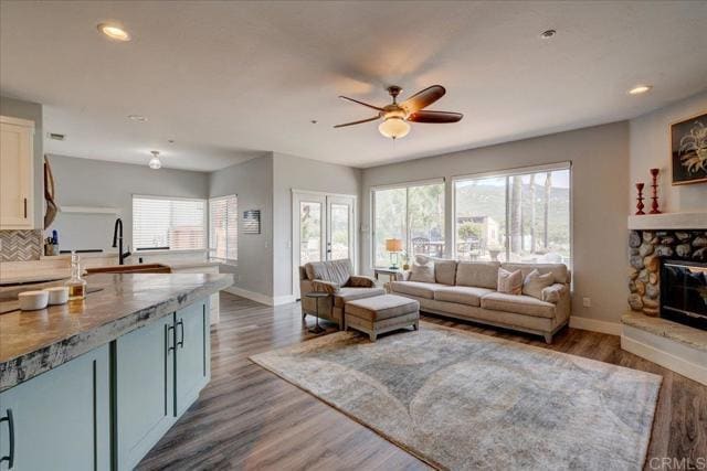 Building Photo - 14947 Moonglow Dr