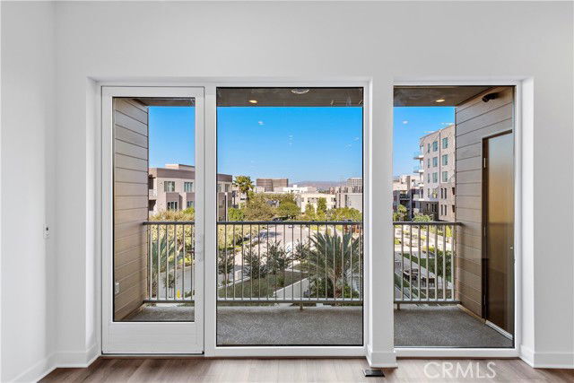 Building Photo - 3404 Rivington