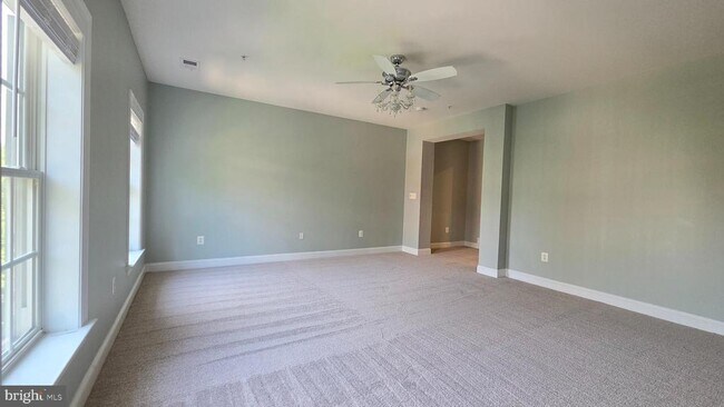Building Photo - 3547 Goddard Way