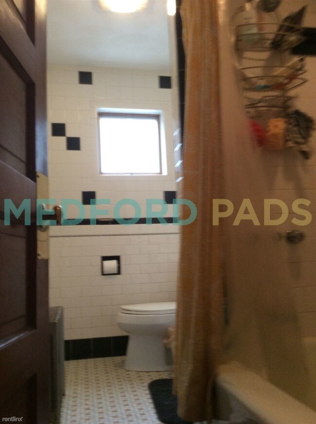 Building Photo - 258 Boston Ave