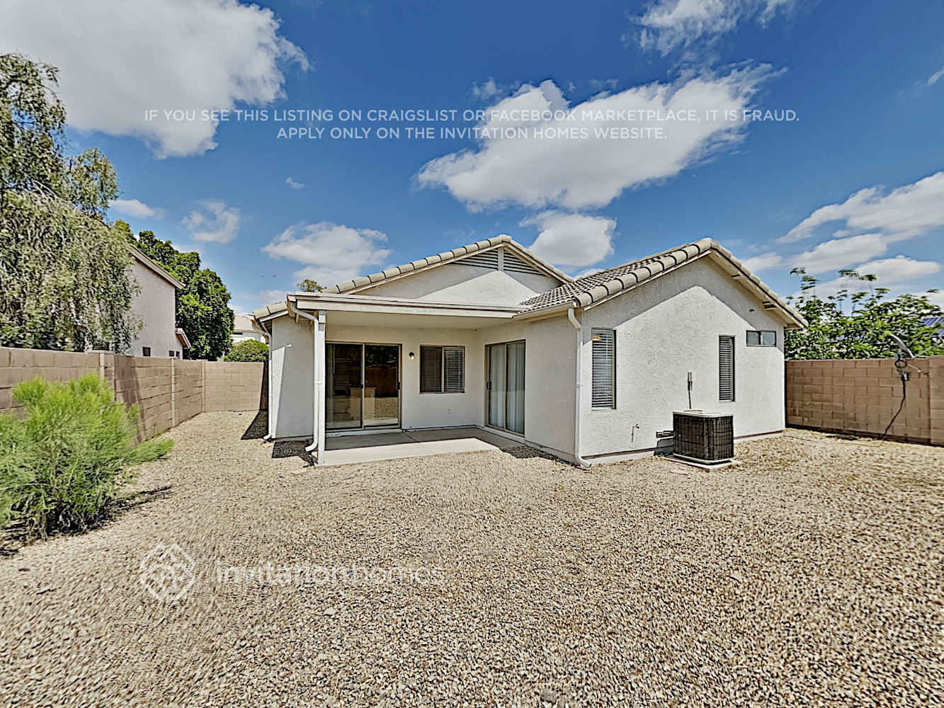 Building Photo - 12747 W Sharon Dr