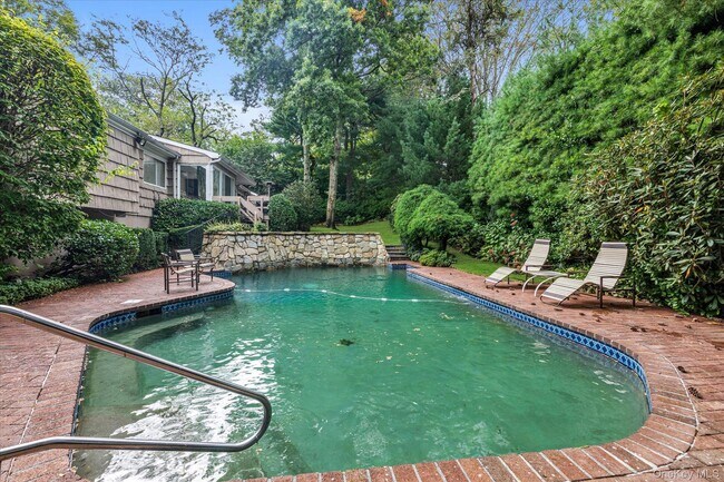 Building Photo - 19 Flamingo Rd