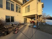 Building Photo - 475 Moers Cir
