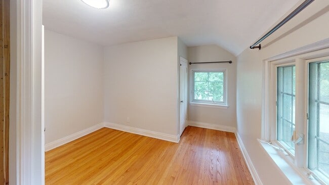 Building Photo - 1200 Gardner Ave