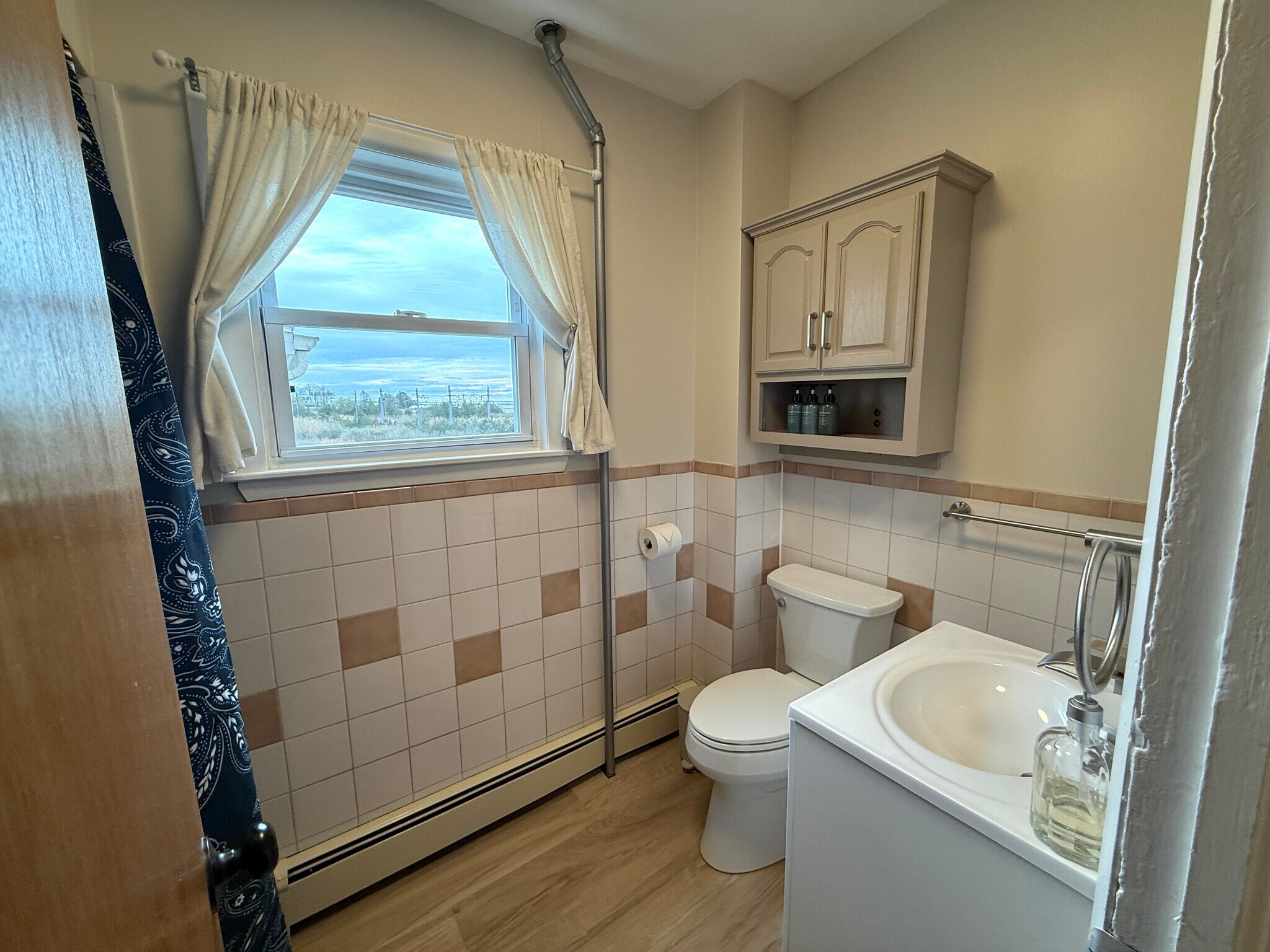 Building Photo - 15 Summit St