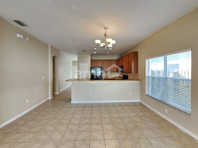 Building Photo - 7529 Dragon Fly Loop