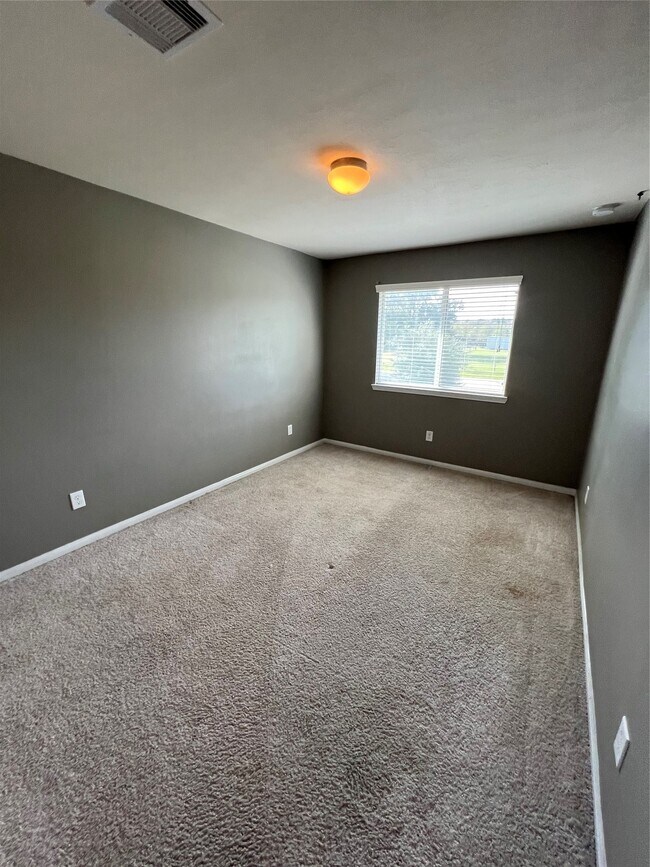 Building Photo - 23623 Plantation Pines Ln