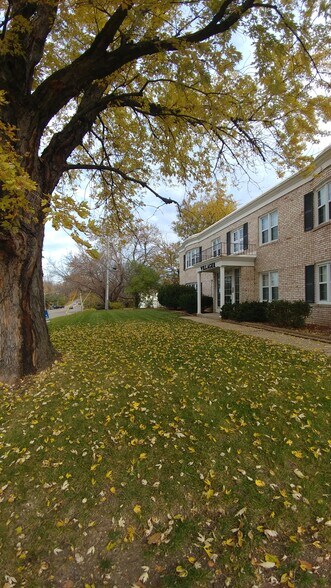 Primary Photo - Villager Apartments