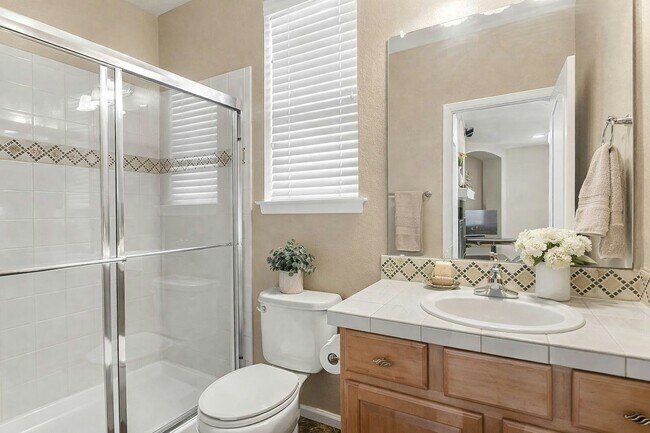 Building Photo - 5347 Applebrook Ln