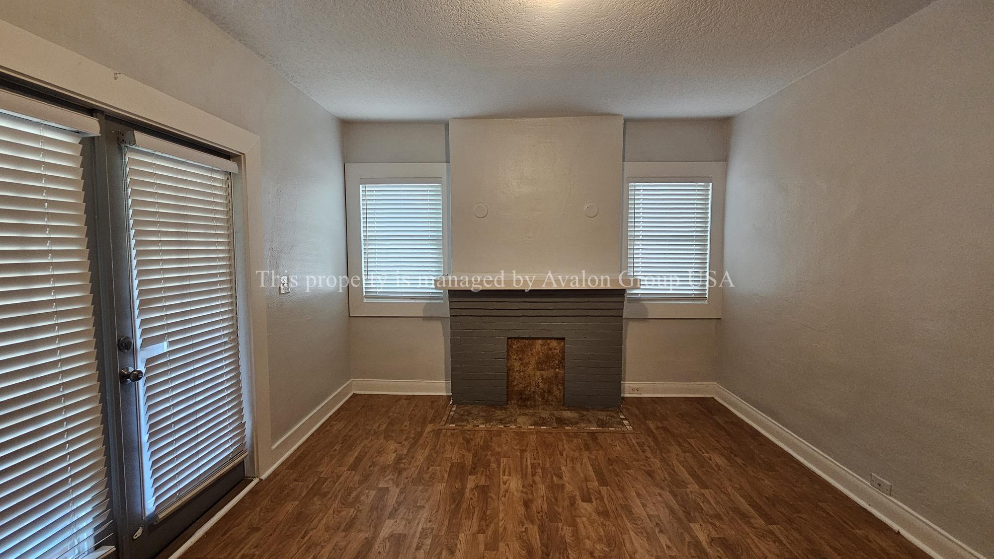 Building Photo - 2655 College St