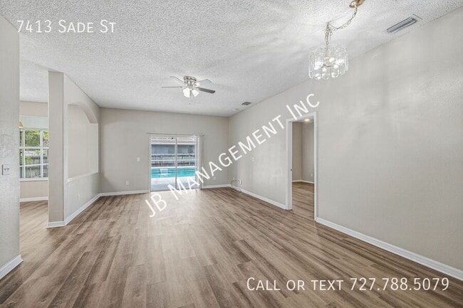 Building Photo - 7413 Sade St