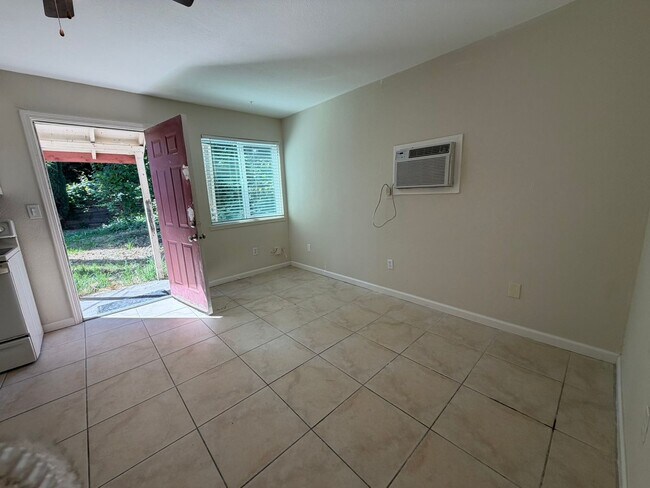 Building Photo - 535 N Harbor Blvd