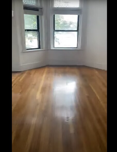 Building Photo - 1254 Commonwealth Ave