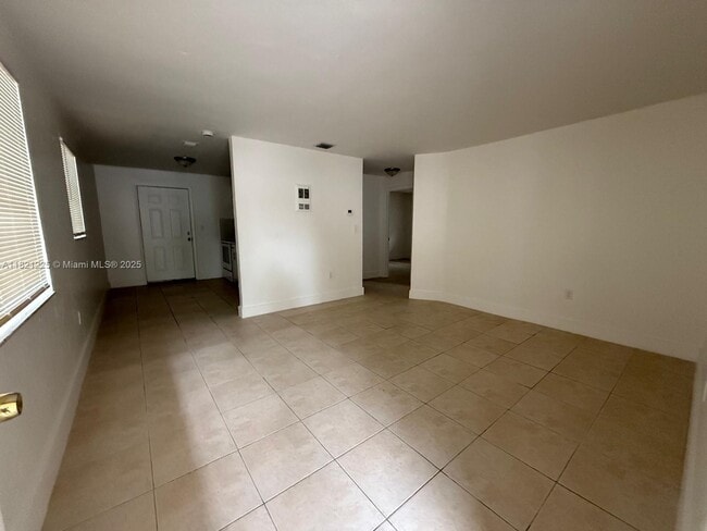 Building Photo - 1745 NW 47th Terrace