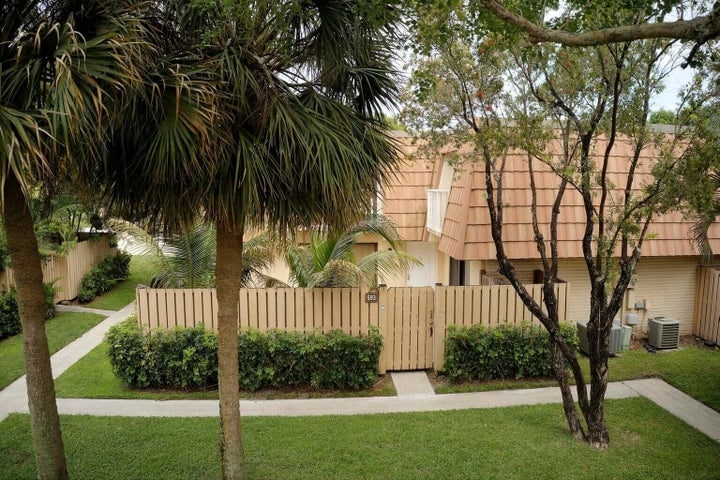 Building Photo - 593 Green Springs Pl