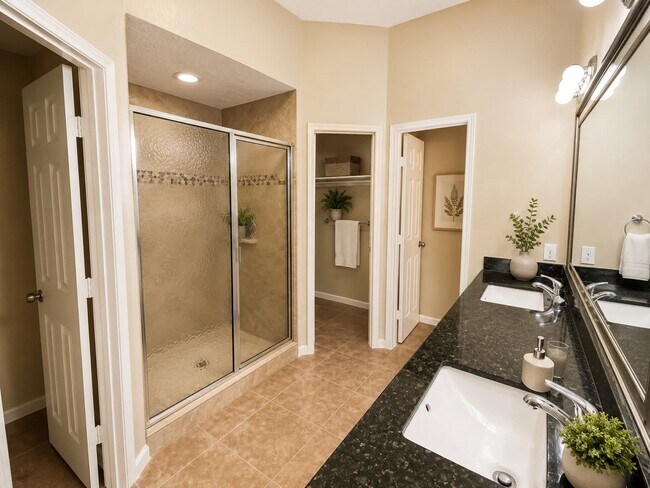 Building Photo - 15634 Fox Springs Dr