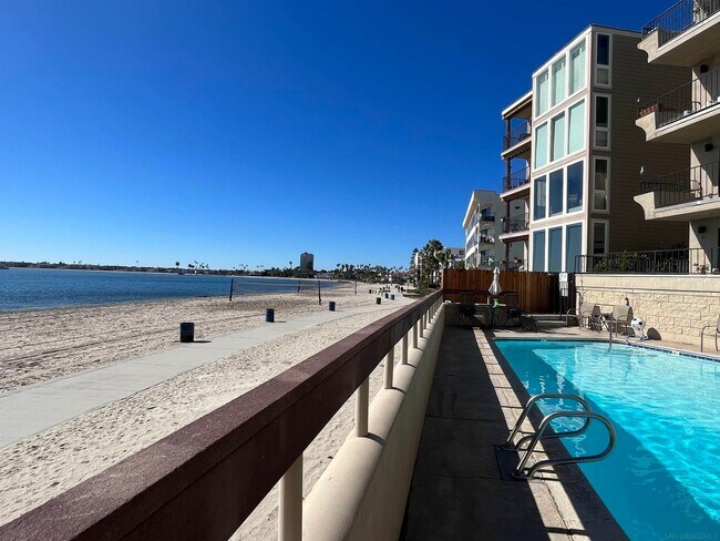 Building Photo - Stunning Bay Front Condominium on Sail Bay, San Diego, CA