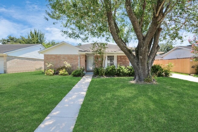 Building Photo - 11310 Sagewind Dr