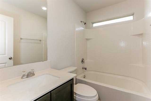 Building Photo - 4201 Summersweet Ln