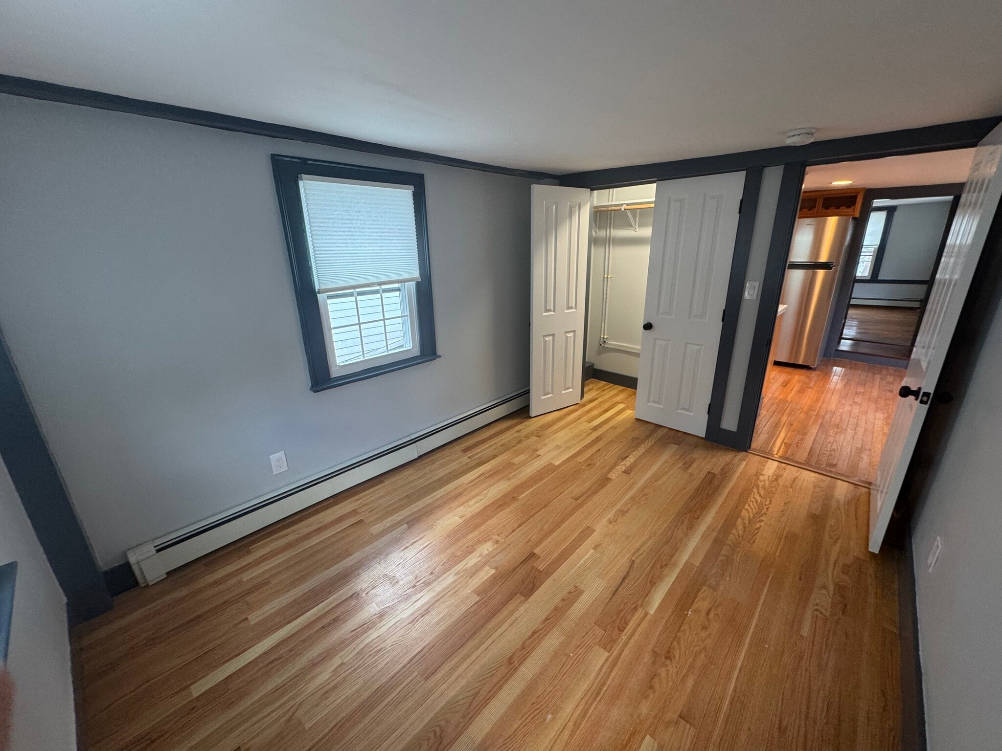 Building Photo - 329 Main St