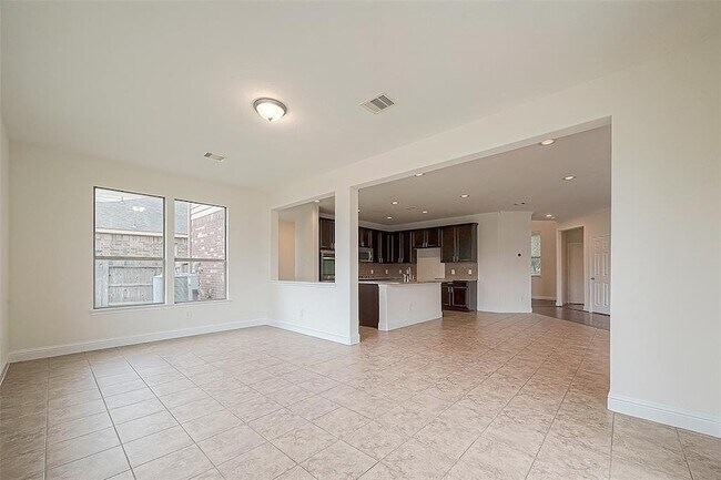 Building Photo - 4419 Matagorda Lakes Dr