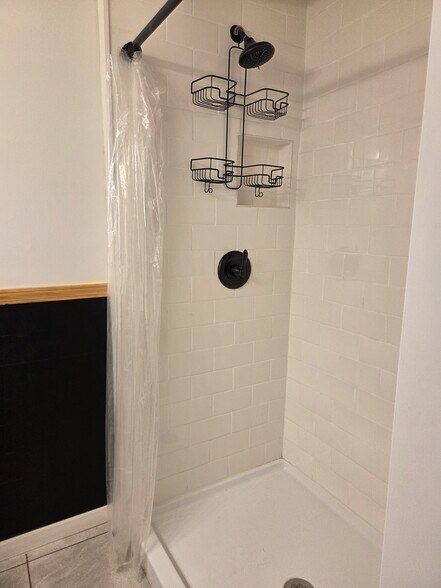 Building Photo - 3608 W 73rd Ct